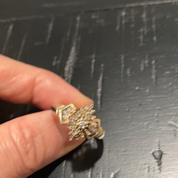 10 k gold ring - Picture 2 of 6